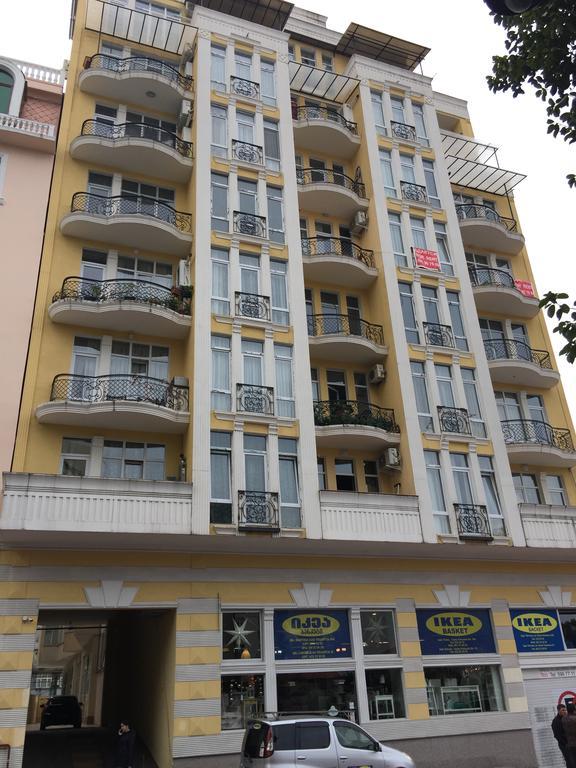 Apartment Pshavela 16 Batumi Exterior photo